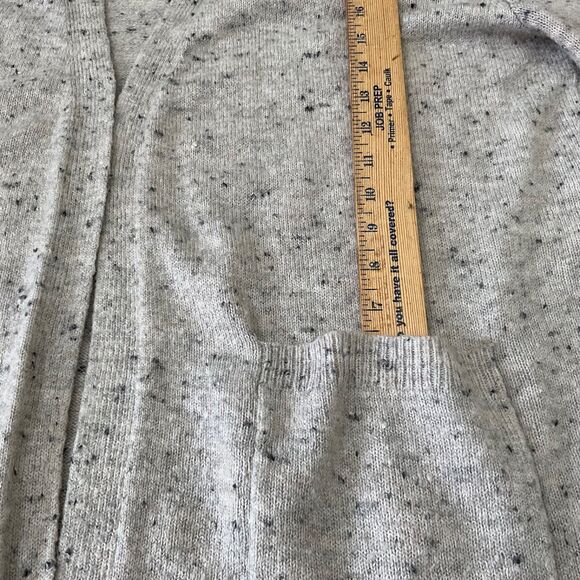 Madewell Donegal Kent coziest yarn Oversized Size L speckled gray long line - Picture 15 of 16